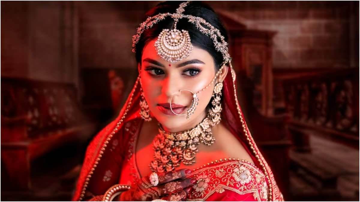 Dream Astrology जानें, सपने में कुंवारी लड़की को श्रृंगार करते देखने