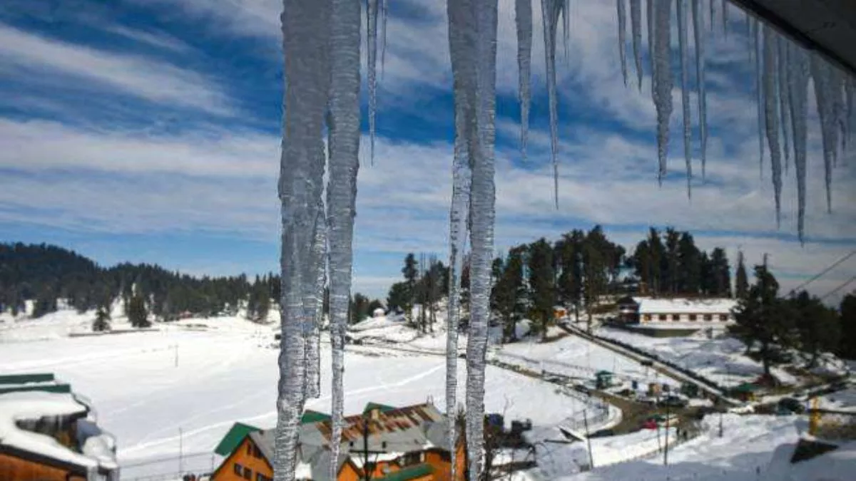 बर्फ की चादर औढ़े गुलमर्ग की हसीन वादियों में 10 फरवरी से खेलो इंडिया के शीतकालीन खेल शुरू।