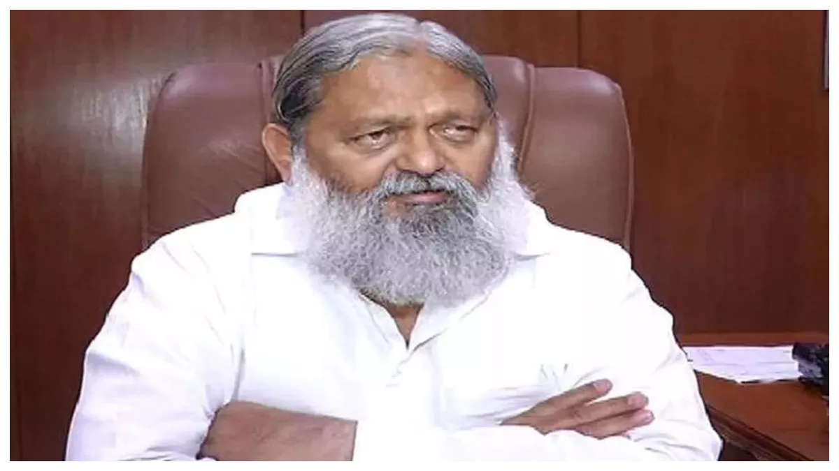 हरियाणा के गृह मंत्री ने कहा मेरा नाम लेकर खनन माफियाओं को ठोक दो