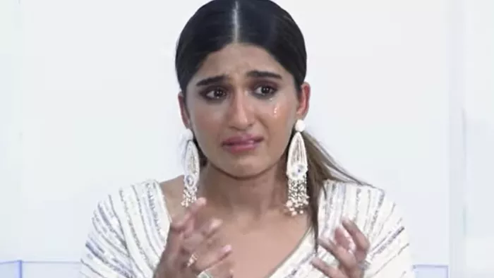 Bigg Boss 16 Ex Contestant Nimrit Kaur Ahluwalia Gets Emotional to Talk About Her Father Incident/Youtube