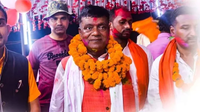 जदयू के विधान पार्षद राधा चरण साह के विभिन्न ठिकानों पर आयकर का छापा। तस्वीर- सोशल मीडिया