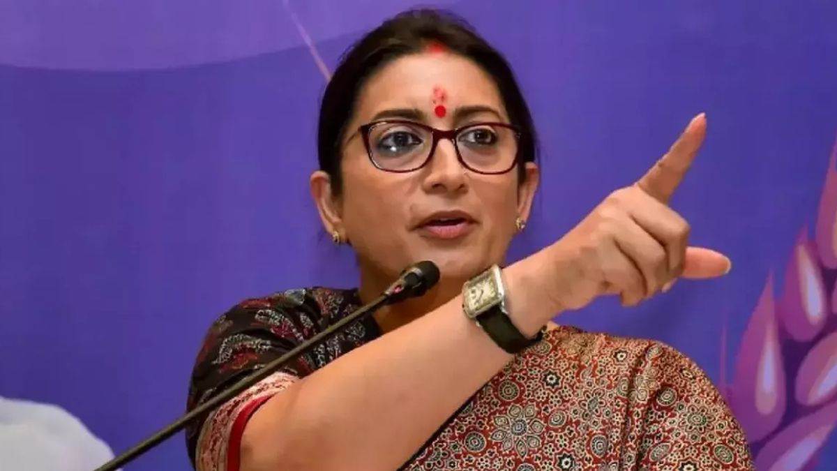 https://www.jagranimages.com/images/newimg/07022024/07_02_2024-smriti_irani_1_23648123.jpg