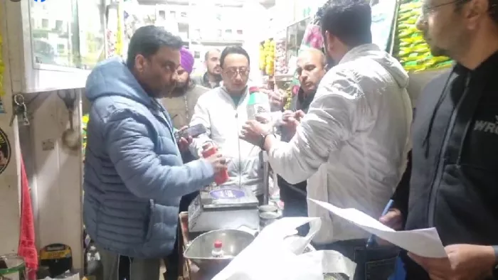 रजौरी मौत मामले में कीटनाशक, शाकनाशी और फर्टिलाइजर के लिए गए कुल 529 सैंपल