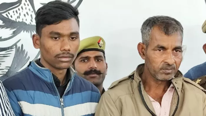 पुलिस की गिरफ्त में कुंवरपाल बंजारा और सौरभ राजपूत। स्रोत जागरण