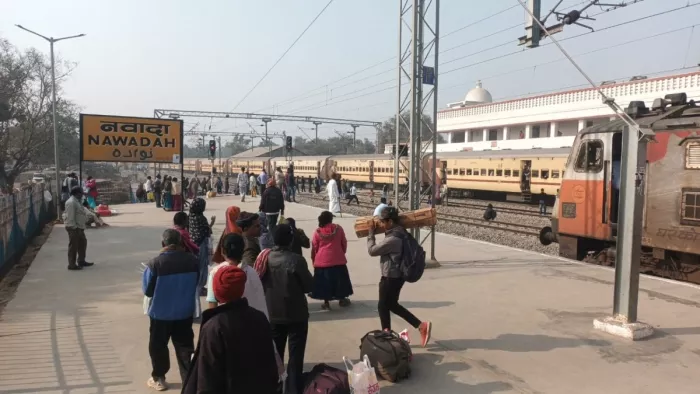 किउल-गया रेलखंड की डबल लाइन तैयार, वंदे भारत समेत कई ट्रेनें दौड़ीं (जागरण)