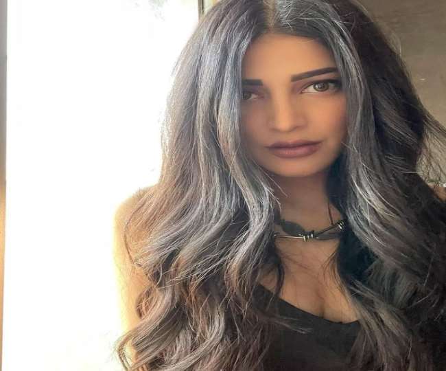 Actoress Shruti Haasan social media account instagram image