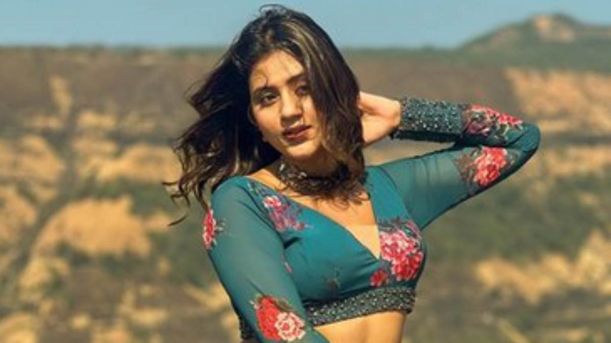 https://www.jagranimages.com/images/newimg/07032023/07_03_2023-anjali_arora5_23350120.jpg