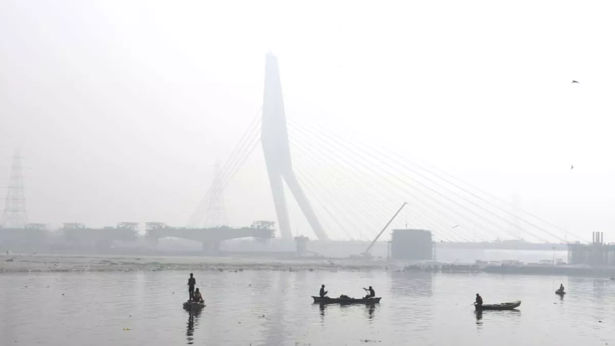 Delhi Pollution: 2018 के बाद इस बार सबसे कम प्रदूषित रही दिल्ली की सर्दी, जानिए NCR के अन्य शहरों का हाल