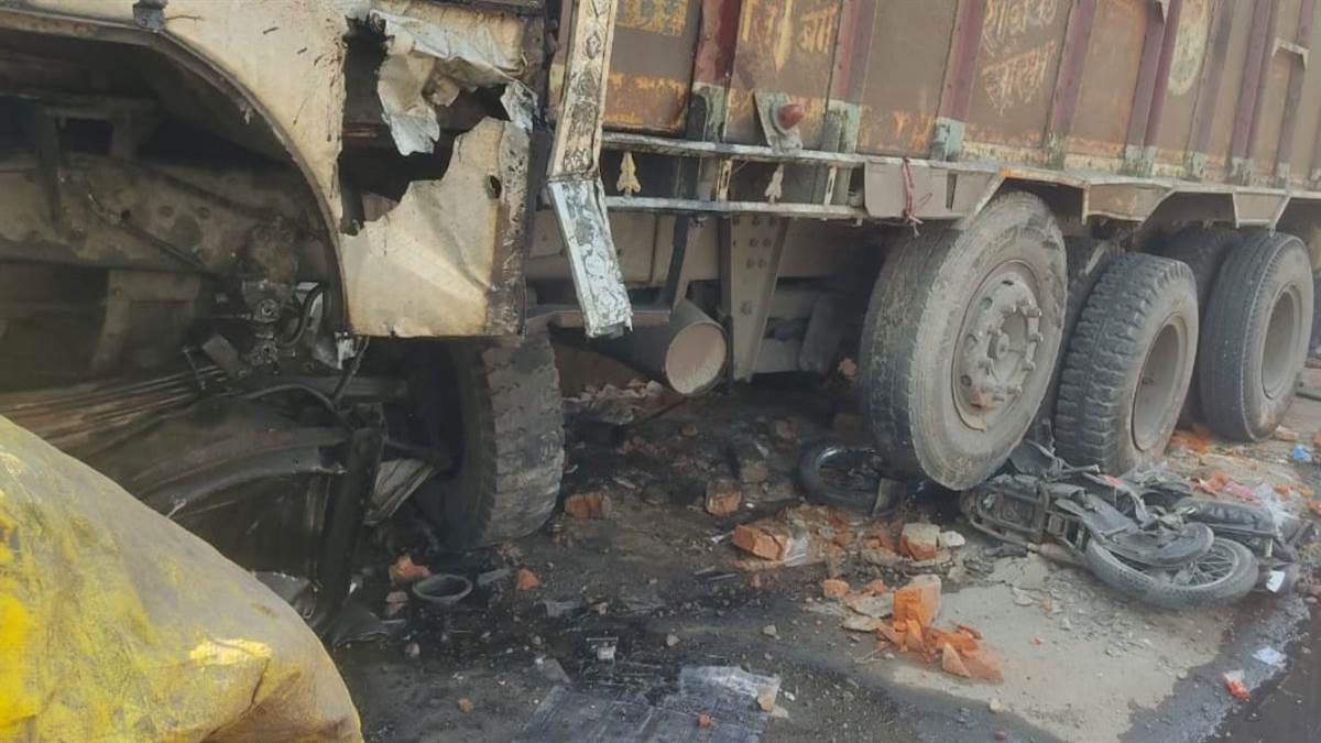 https://www.jagranimages.com/images/newimg/07032023/07_03_2023-nawada_accident_23349834.jpg