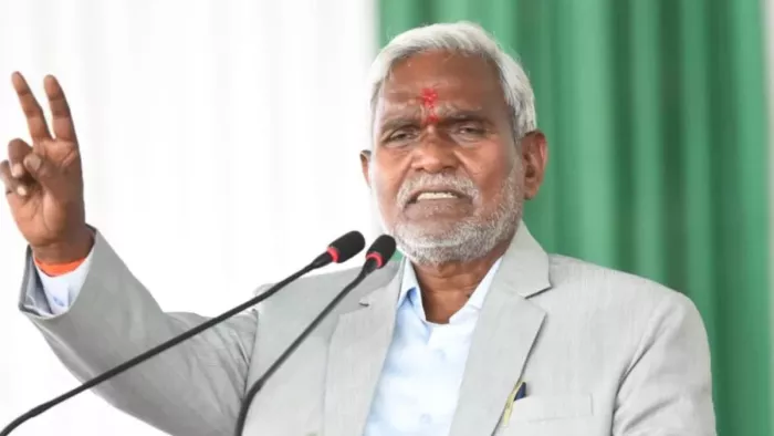 छात्रवृत्ति की राशि तीन गुणा बढ़ाई, उच्च शिक्षा के लिए गुरुजी क्रेडिट कार्ड योजना: चपई सोरेन