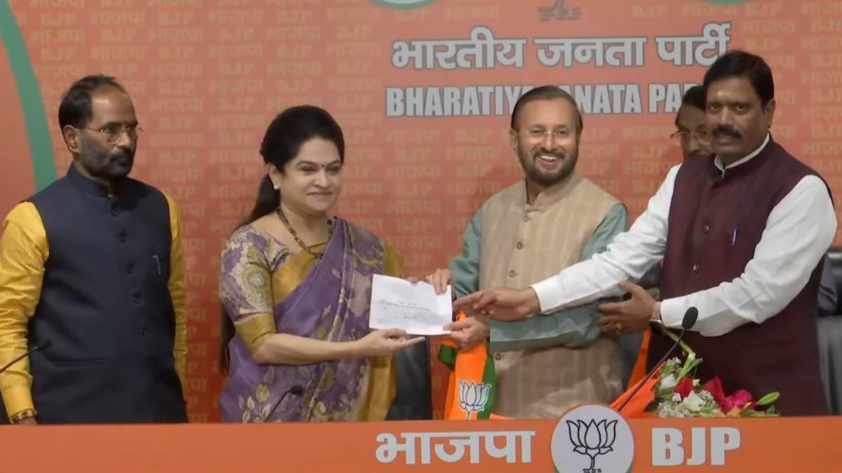https://www.jagranimages.com/images/newimg/07032024/07_03_2024-padmaja_venugopal_joins_bjp_2_23669634_18521243.jpg