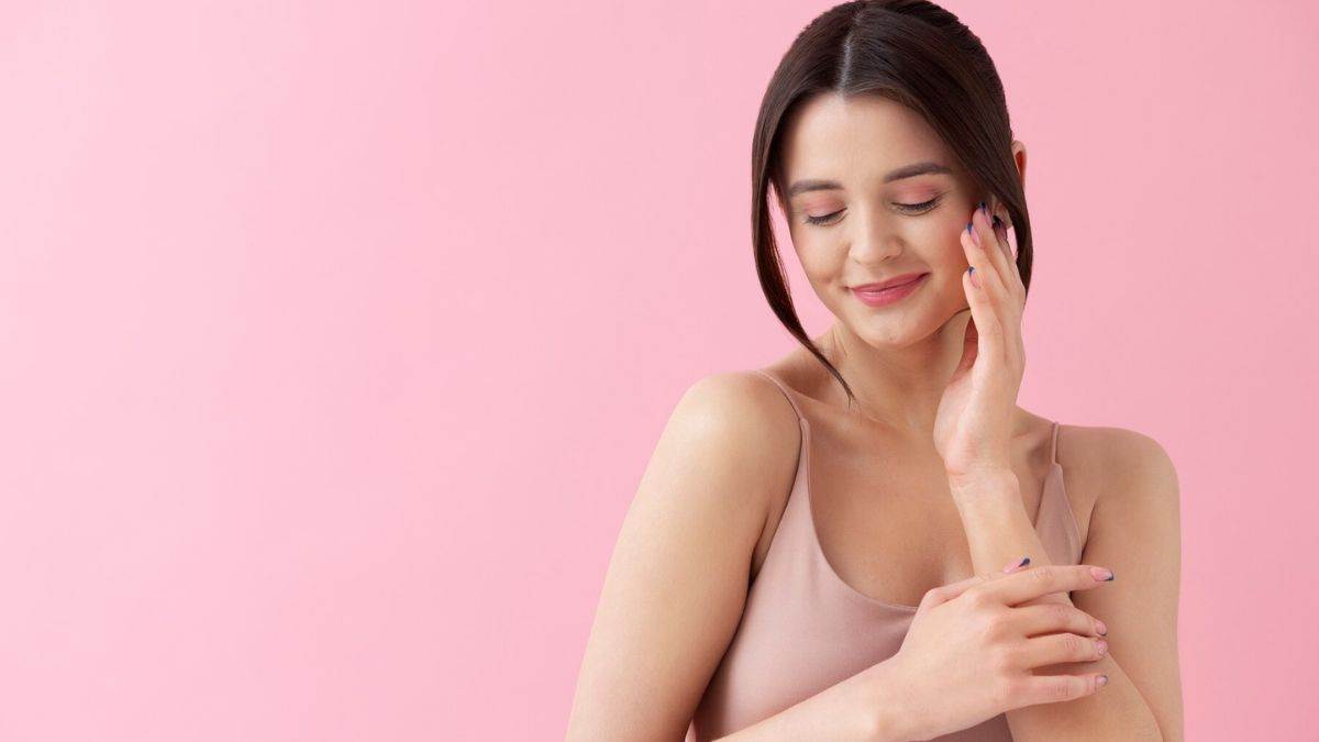 https://www.jagranimages.com/images/newimg/07032025/07_03_2025-glowing_skin_23895728.jpg
