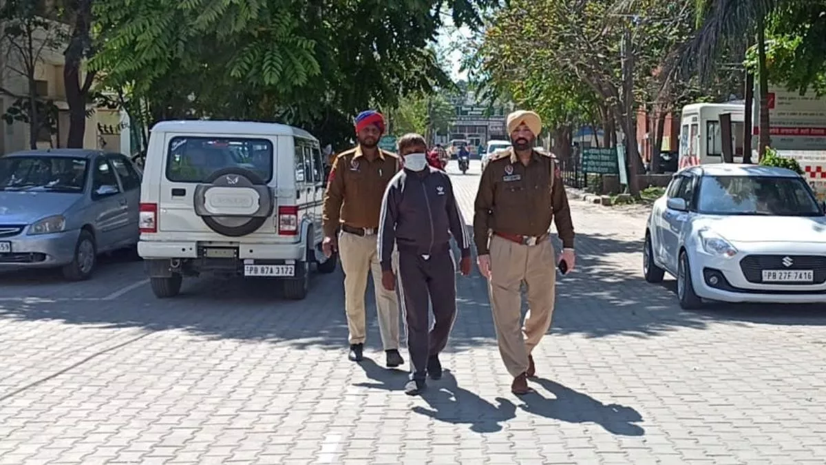 अपनी ही बेटी से दुष्कर्म, अविवाहिता ने बेटे को दिया जन्म; 10 सालों से बना रहा था हवस का शिकार, पिता गिरफ्तार