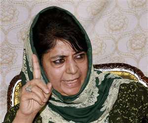 पीडीपी में जनहित की नीतियों पर कुछ खास लोगों का एजेंडा हावी हो चुका है।