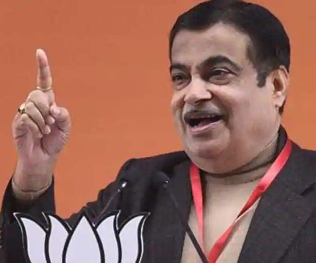 द कश्मीर फाइल्स फिल्म की सफलता पर बधाई समारोह में पहुंचे थे केंद्रीय मंत्री