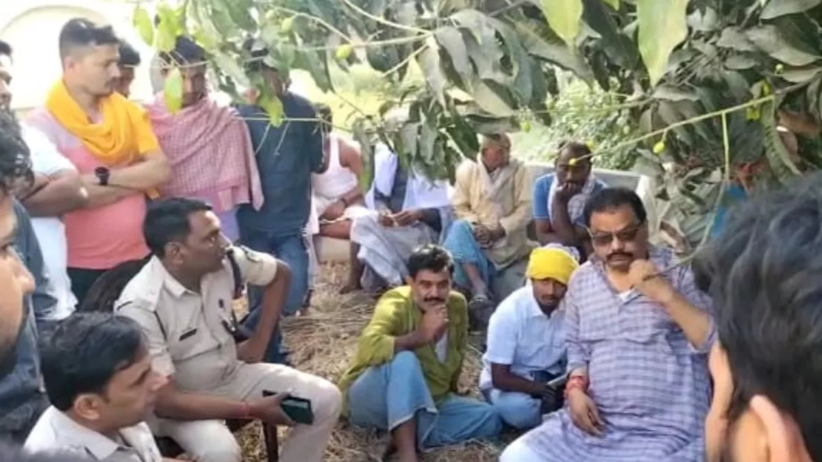 Bihar: सिवान में युवक की हत्या, बर्थडे पार्टी में बुलाकर ले गए तीन लड़के, कुछ घंटों बाद ही मिली सड़क पर लाश