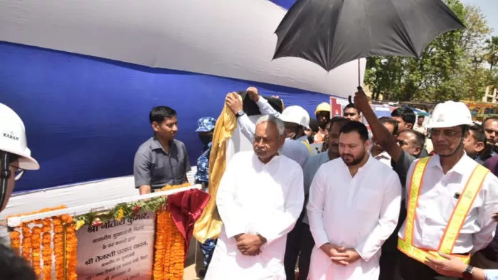 मुख्यमंत्री नीतीश कुमार ने पटना मेट्रो रेल परियोजना के तहत टनल की खुदाई के कार्य का शुभारंभ किया।