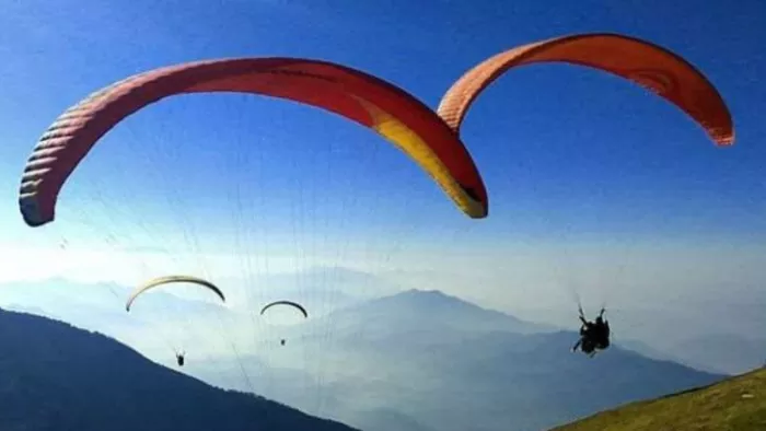 हिमाचल के बिलिंग में फिर हुआ पैराग्लाइडिंग हादसा (फाइल फोटो)