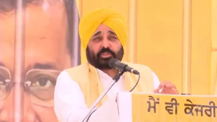 Punjab News: केजरीवाल की गिरफ्तारी के विरोध में सीएम मान का एक दिवसीय उपवास।
