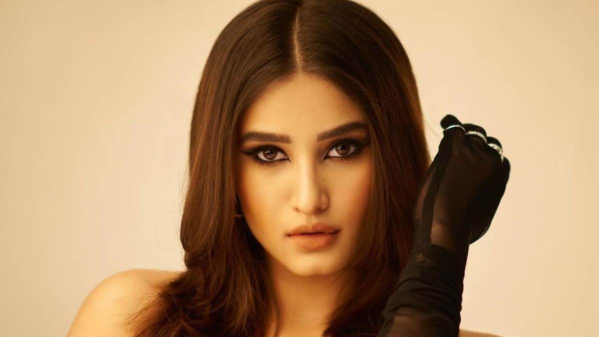 https://www.jagranimages.com/images/newimg/07042024/07_04_2024-rasha_thadani_movie_23691508.jpg