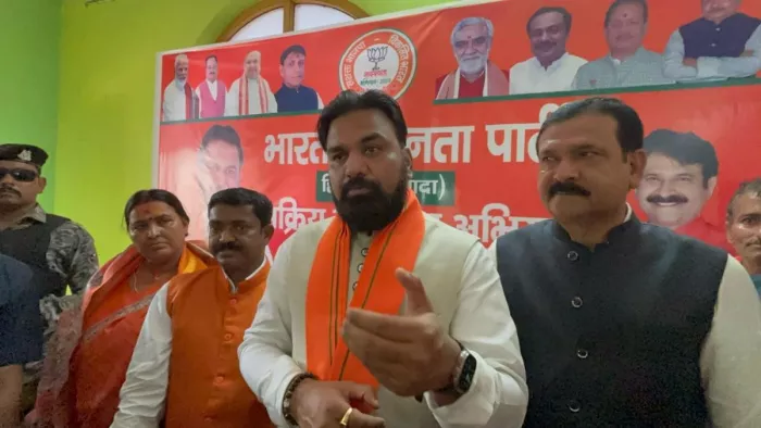 प्रेस वार्ता के दौरान डिप्टी सीएम सम्राट चौधरी। (जागरण)