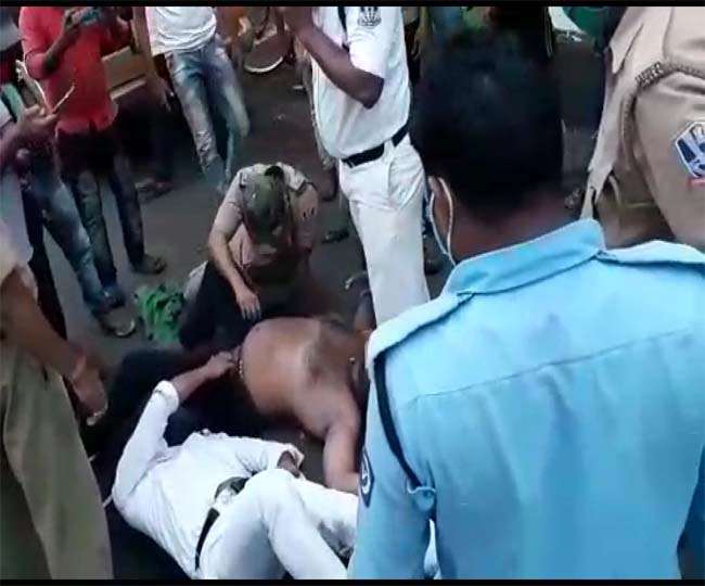 more than half a dozen officers and jawans of west bengal police injured in attack by trinamool congress workers at kalyaneshwari of west burdwan