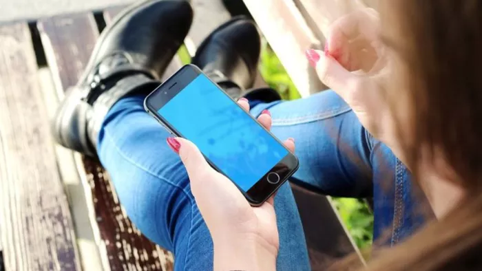 Keep these big things in mind while online mobile shopping know how to safe on online scam