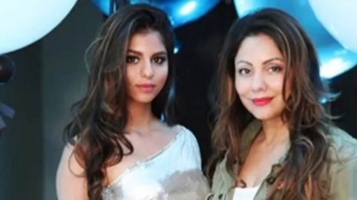 gauri khan was happy to see the hoarding of daughter suhana khan shared the video