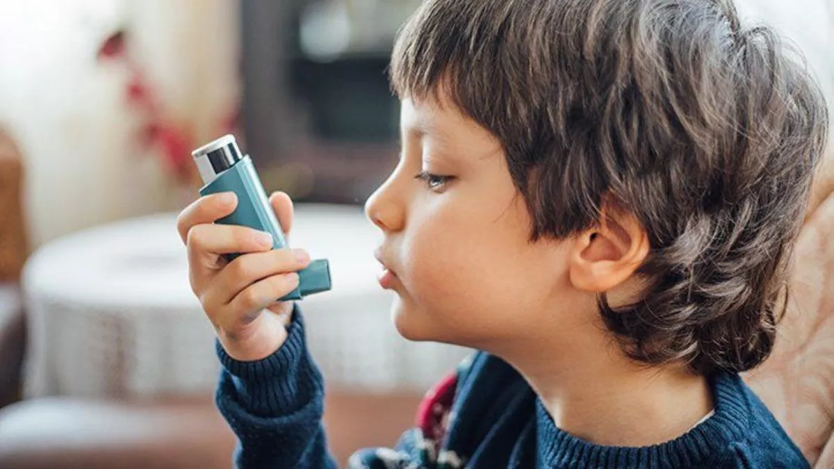 World Asthma Day 2024: बच्चों में अस्थमा अटैक बन सकता है बड़ी परेशानी, डॉक्टर के बताए इन तरीकों से करें बचाव