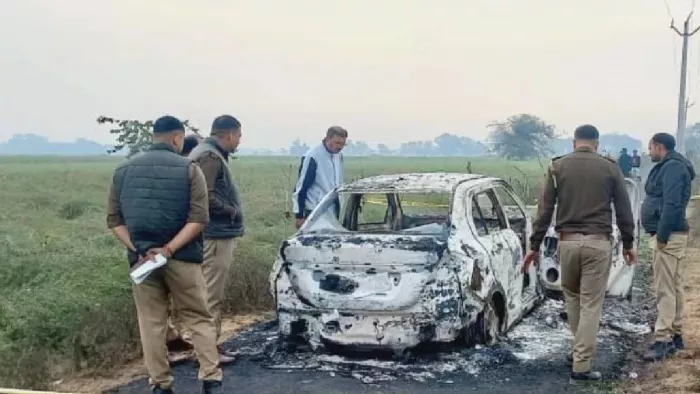 Haryana News: कार में लगी भयंकर आग, पिता-पुत्र जलकर राख। फाइल फोटो
