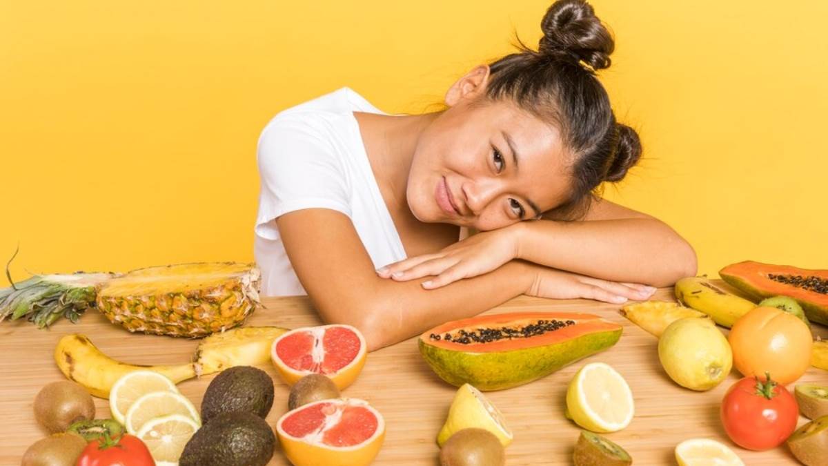 https://www.jagranimages.com/images/newimg/07052024/07_05_2024-foods_for_skin_23712644.jpg