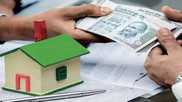 जयप्रकाश एसोसिएट्स पर ब्याज समेत कुल 29,805 करोड़ रुपये की उधारी है।