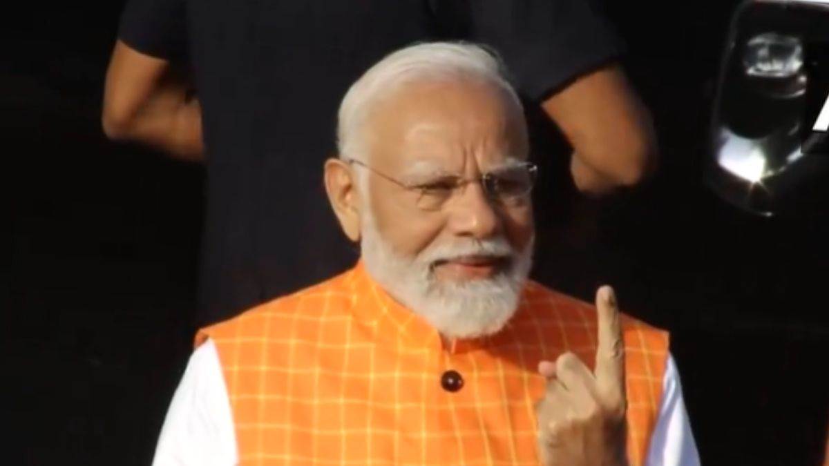https://www.jagranimages.com/images/newimg/07052024/07_05_2024-pm_modi_cast_vote__23712532.jpg