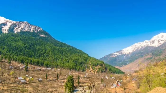 Trekking और Adventure के शौकीनों के लिए शानदार जगह है बड़कोट, मात्र 5000  रुपए में निपटा सकते हैं यहां की सैर - Budkot Village in Uttarakhand perfect  destination for budget travellers how