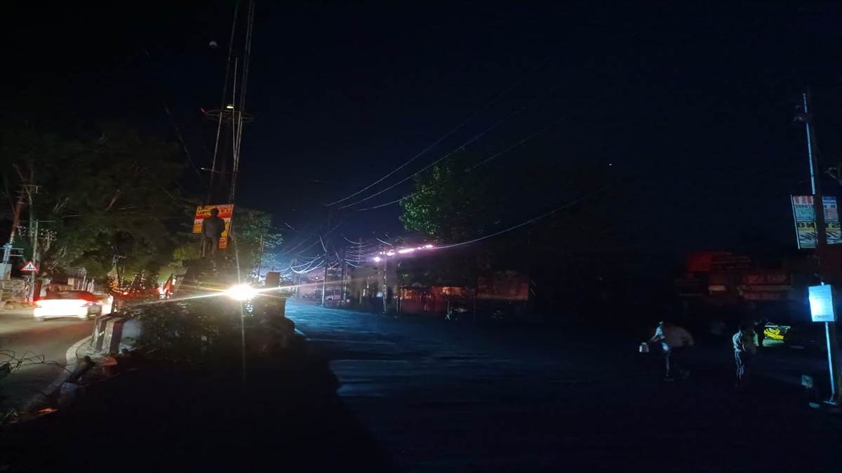 https://www.jagranimages.com/images/newimg/07052025/07_05_2025-blackout_23932454_213923100.jpg