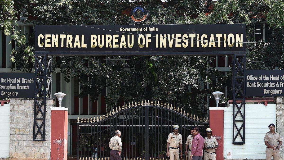 https://www.jagranimages.com/images/newimg/07052025/07_05_2025-cbi_new_director_23932858.jpg