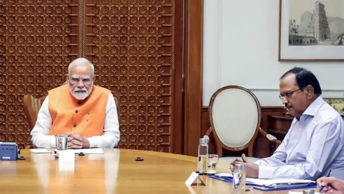 Operation Sindoor: पीएम मोदी रात भर 'ऑपरेशन सिंदूर' पर बनाए रखे नजर। फोटोृ सोशल मीडिया