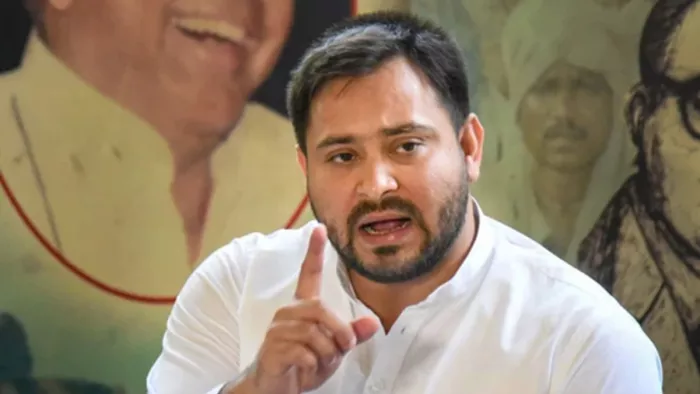 पाकिस्तान पर एयर स्ट्राइक के बाद तेजस्वी यादव ने दी प्रतिक्रिया (जागरण)