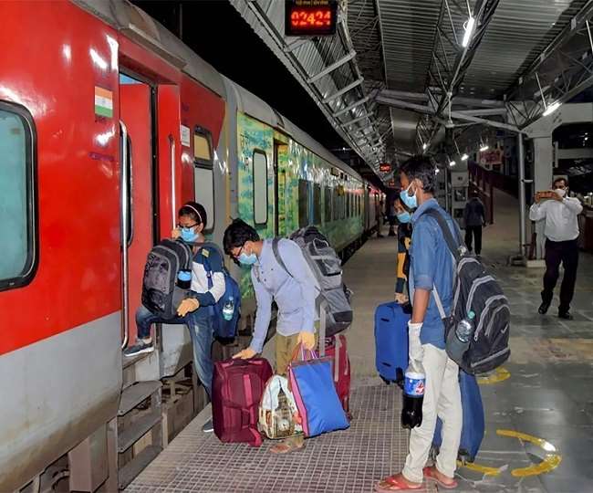 यात्रियों की सुविधा और मांग को ध्यान में रखते हुए ट्रेनों की संख्या में बढ़ोतरी (फाइल फोटो)