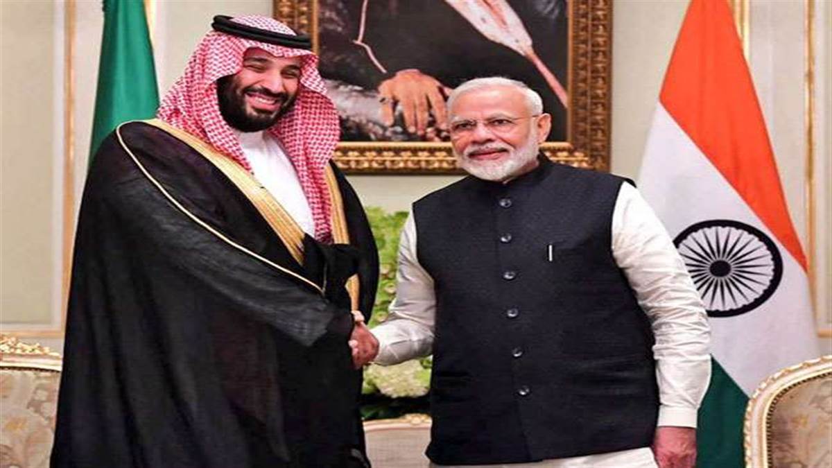 खाड़ी देशों से भारत के संबंधों की गहराई को नापने के कई पैमाने हैं।