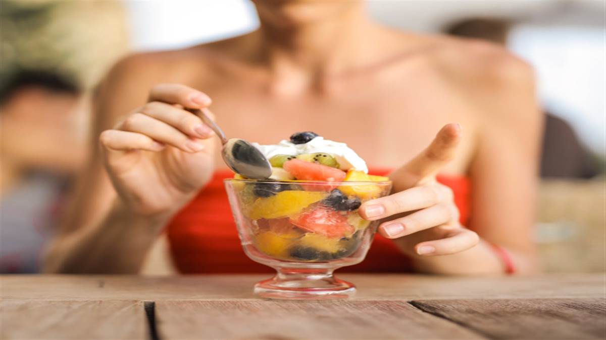 https://www.jagranimages.com/images/newimg/07062022/07_06_2022-yougurt_with_fruits_pe_22778006.jpg