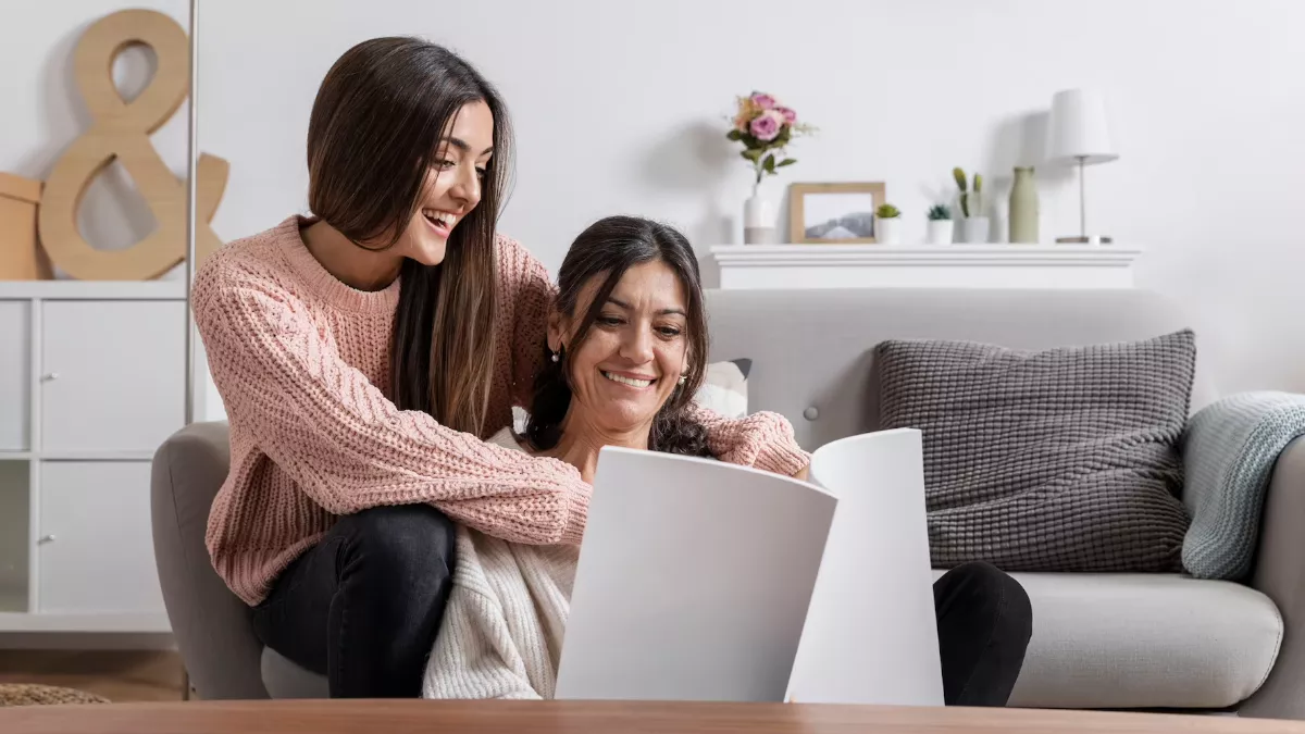 Relationship Tips: इन बातों पर ध्यान देकर आप भी बना सकती हैं सास के साथ अपने रिश्ते को मजबूत