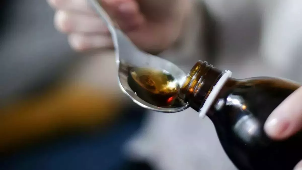 कई दवा निर्माता कंपनियां बना रहीं अमानत दवाएं, लोगों के जीवन के साथ… - Many drug manufacturing companies are making dangerous medicines, putting people's lives at risk…
