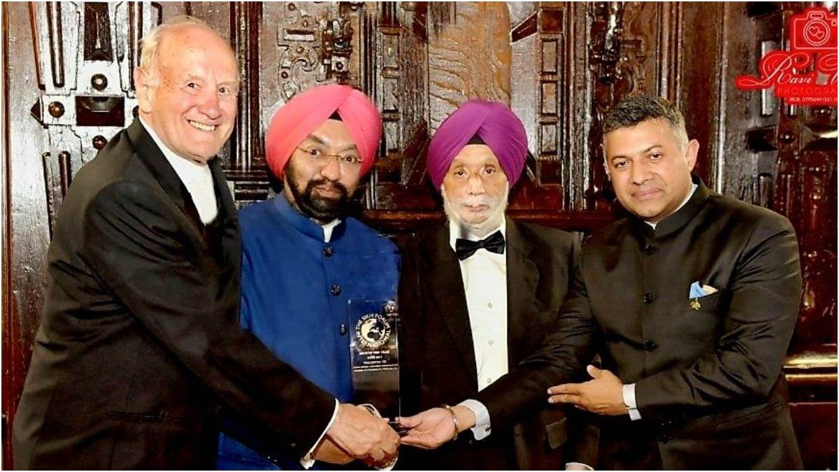 rajya sabha mp from punjab vikramjit sahni honored with sikh of the year award in britain