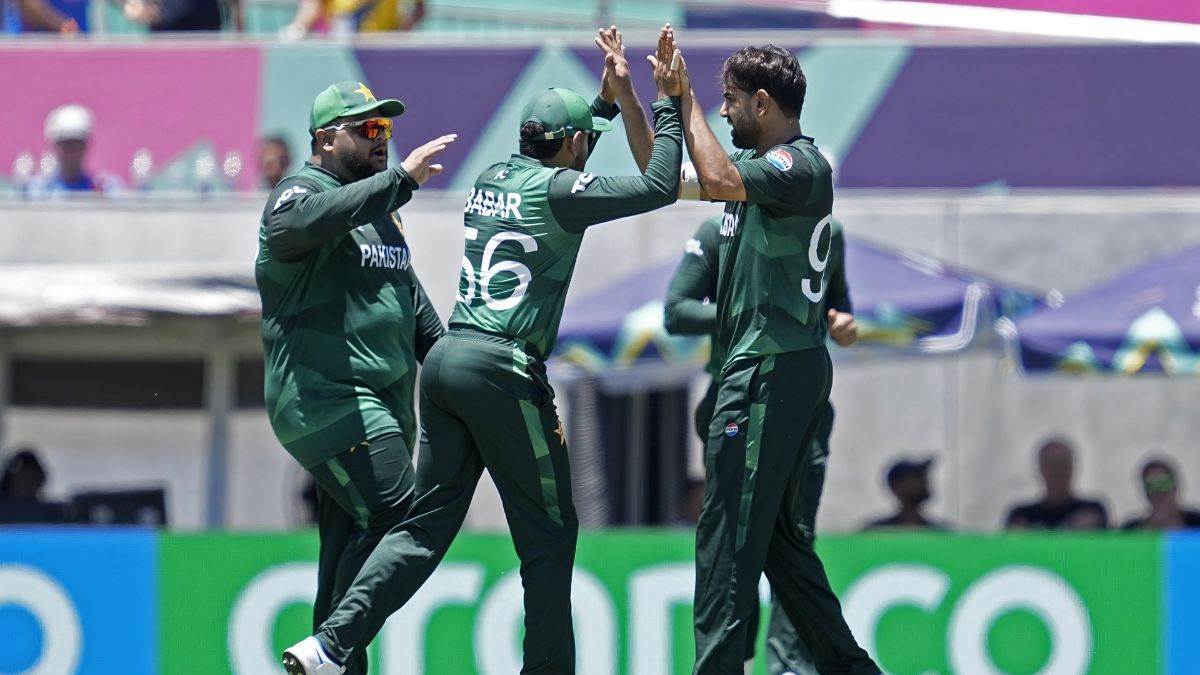 https://www.jagranimages.com/images/newimg/07062024/07_06_2024-pak_team_t20_23734135.jpg