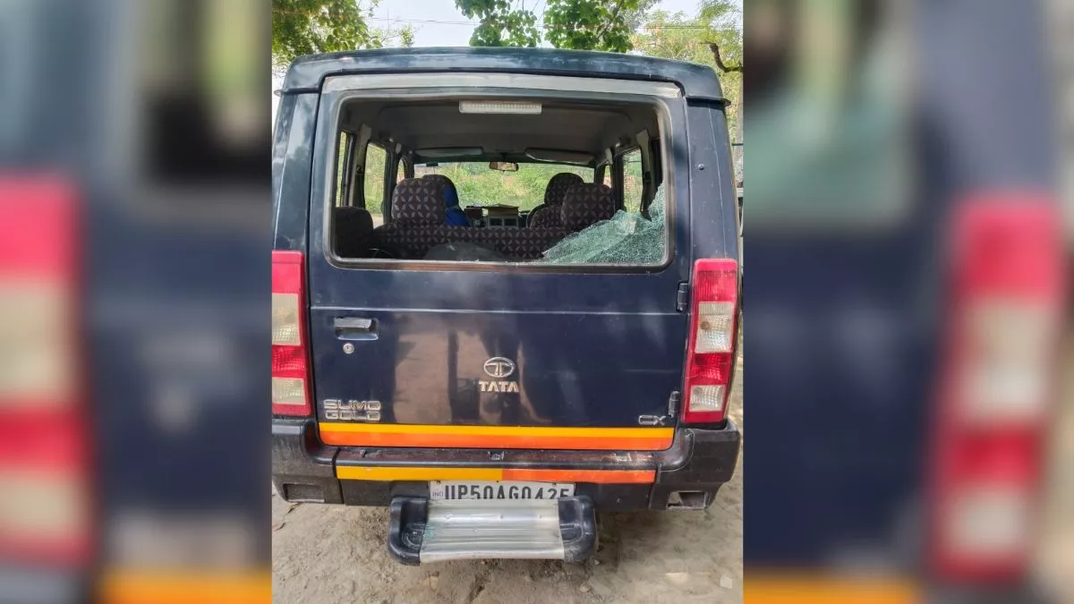 DJ पर गाना बदलने को लेकर बवाल, सुलझाने पहुंची पुलिस टीम पर भी हमला, SO सहित चार पुलिसकर्मी घायल