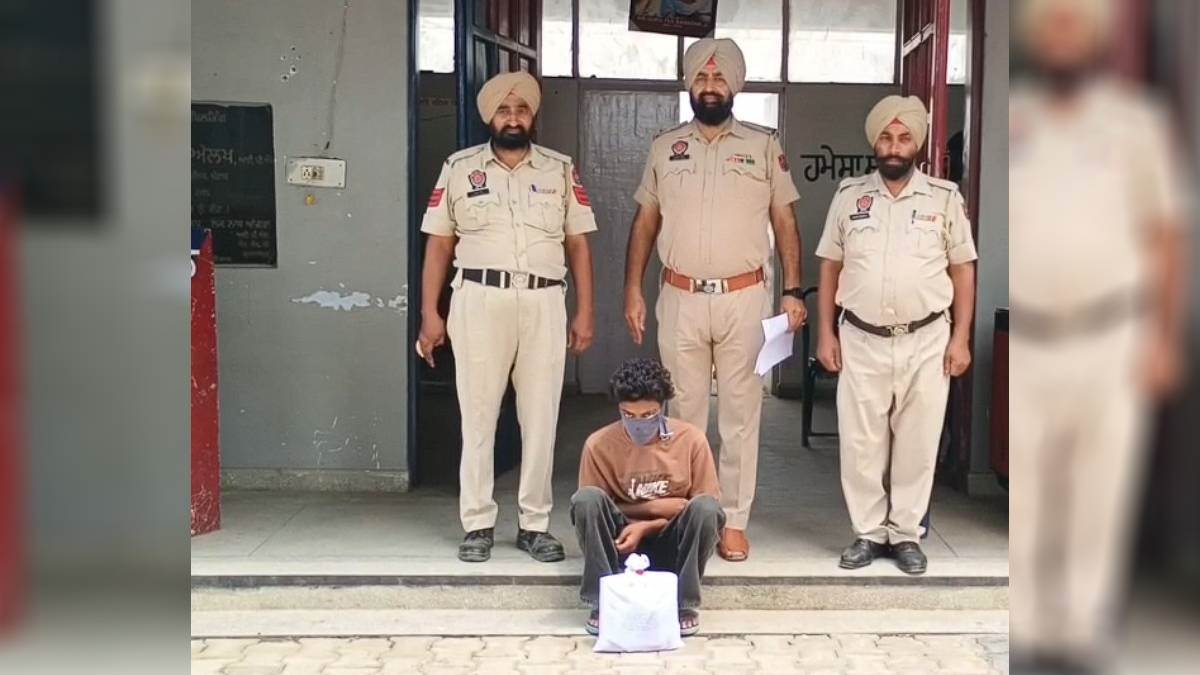 gurdaspur news thief arrested in 24 hours for mobile shop theft revealed through cctv
