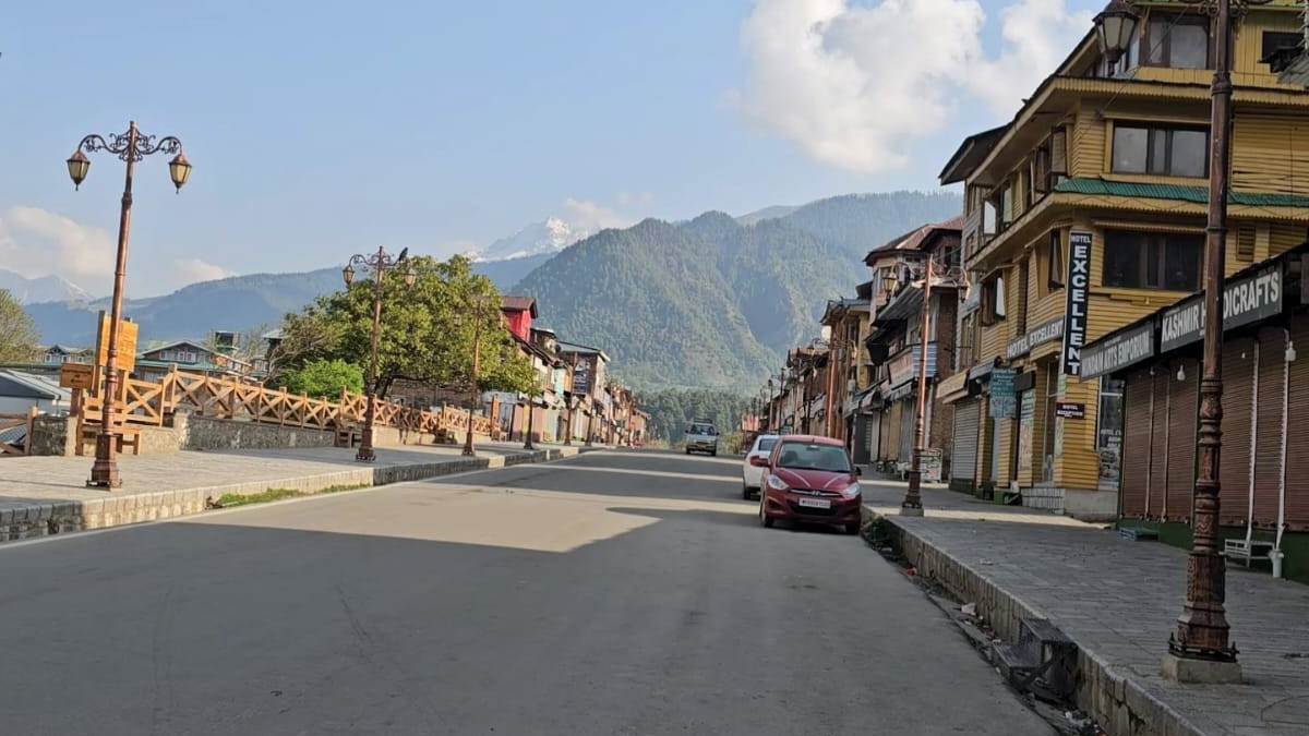 https://www.jagranimages.com/images/newimg/07062025/07_06_2025-pahalgam_terror_attack_23957815.jpg