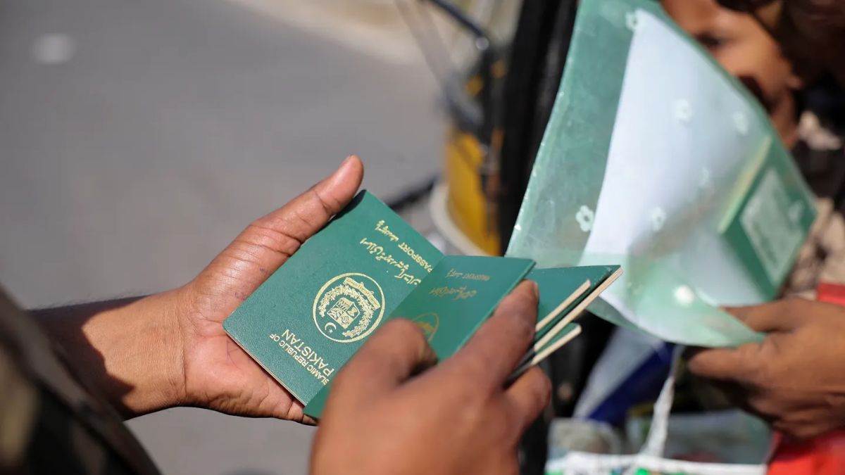 https://www.jagranimages.com/images/newimg/07062025/07_06_2025-pakistan_citizen_georgia_entry_23957730.jpg