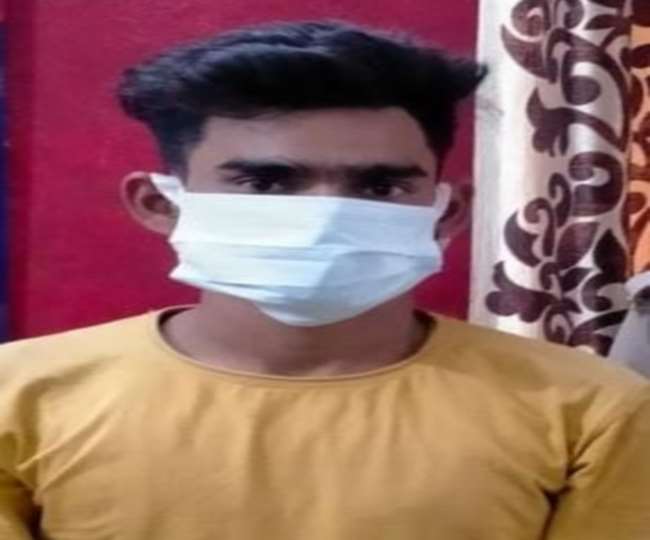 meerut accused of viral photo with pistol on social media sent to jail in kithore